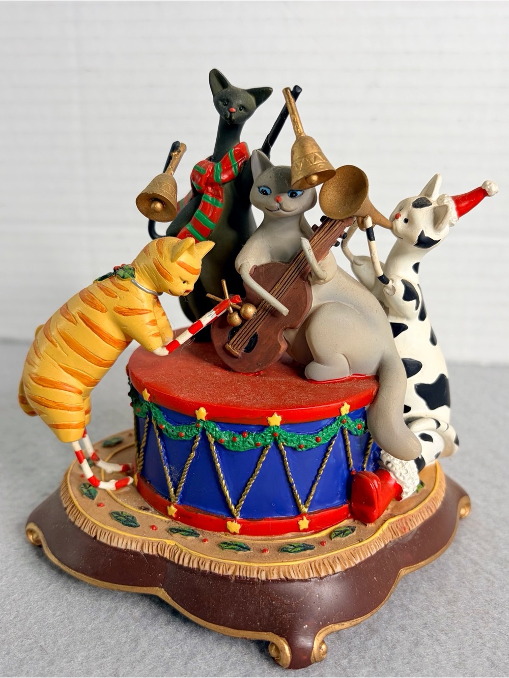 The San Francisco Music Box Company Christmas Cat Band On Drum Rare Tested Works